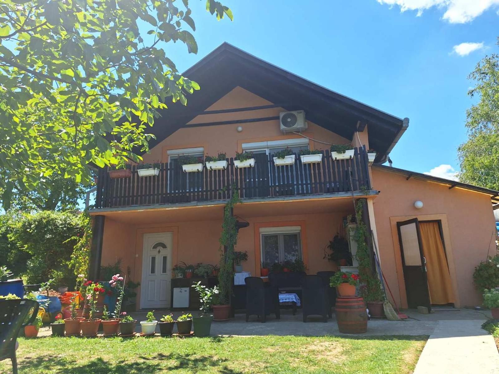 Guest House Jevtovic Karlofça Dış mekan fotoğraf